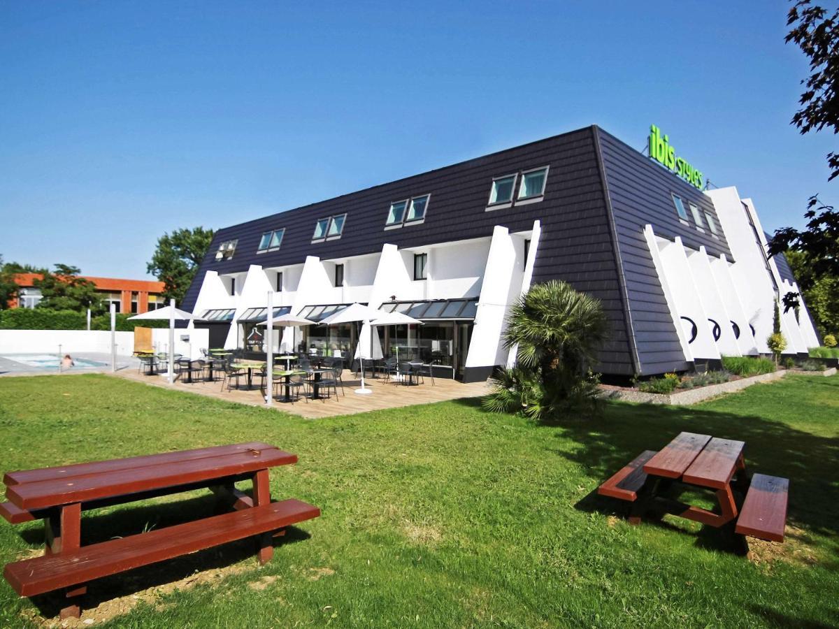 Отель Ibis Styles Toulouse Лябеж Экстерьер фото
